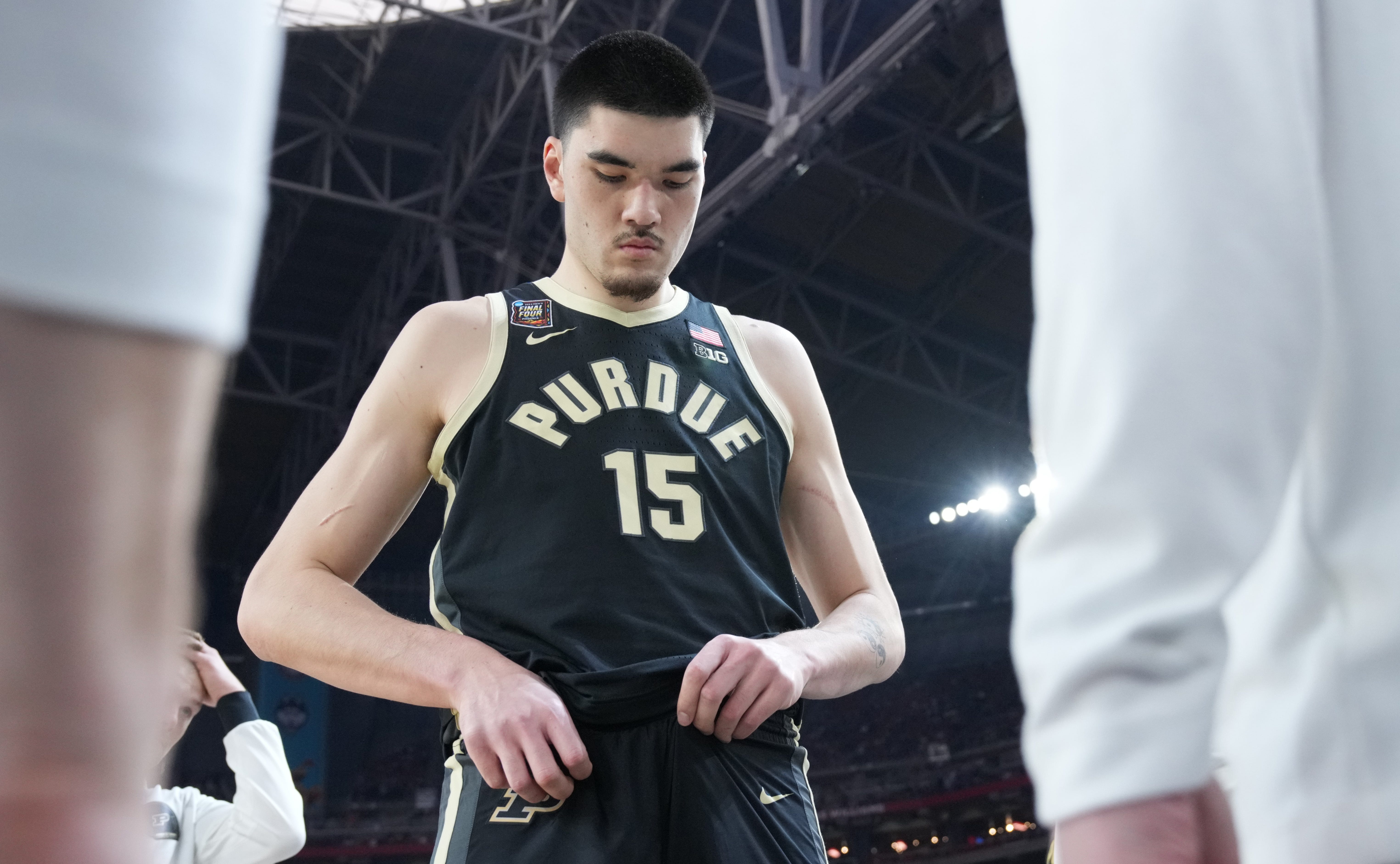 赫尔利：若扎克-埃迪没进乐透那NBA一定是出问题了 他能适应NBA